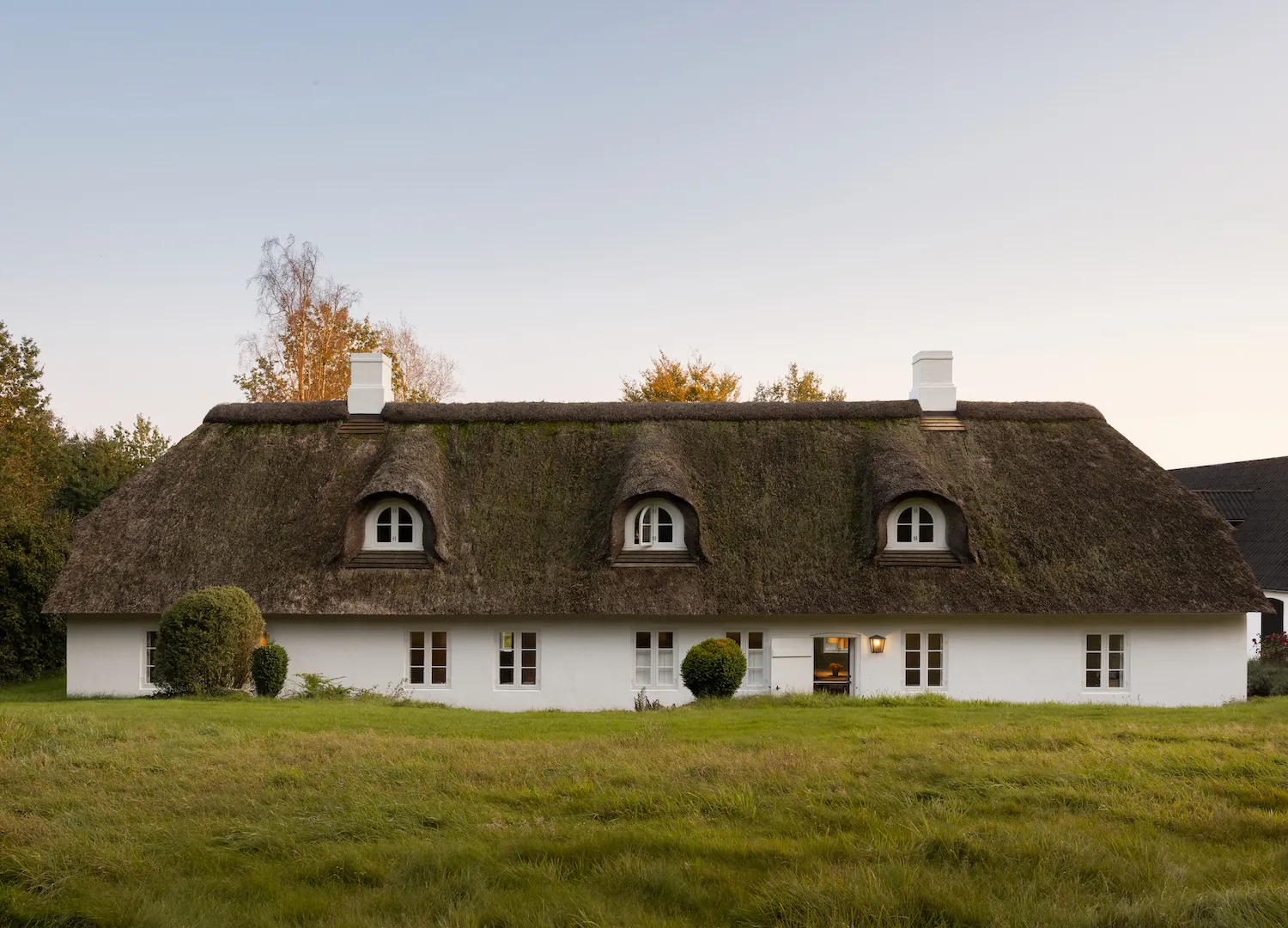 Al momento stai visualizzando Dinesen Country Home: Un Ritiro Elegante nella Natura Danese